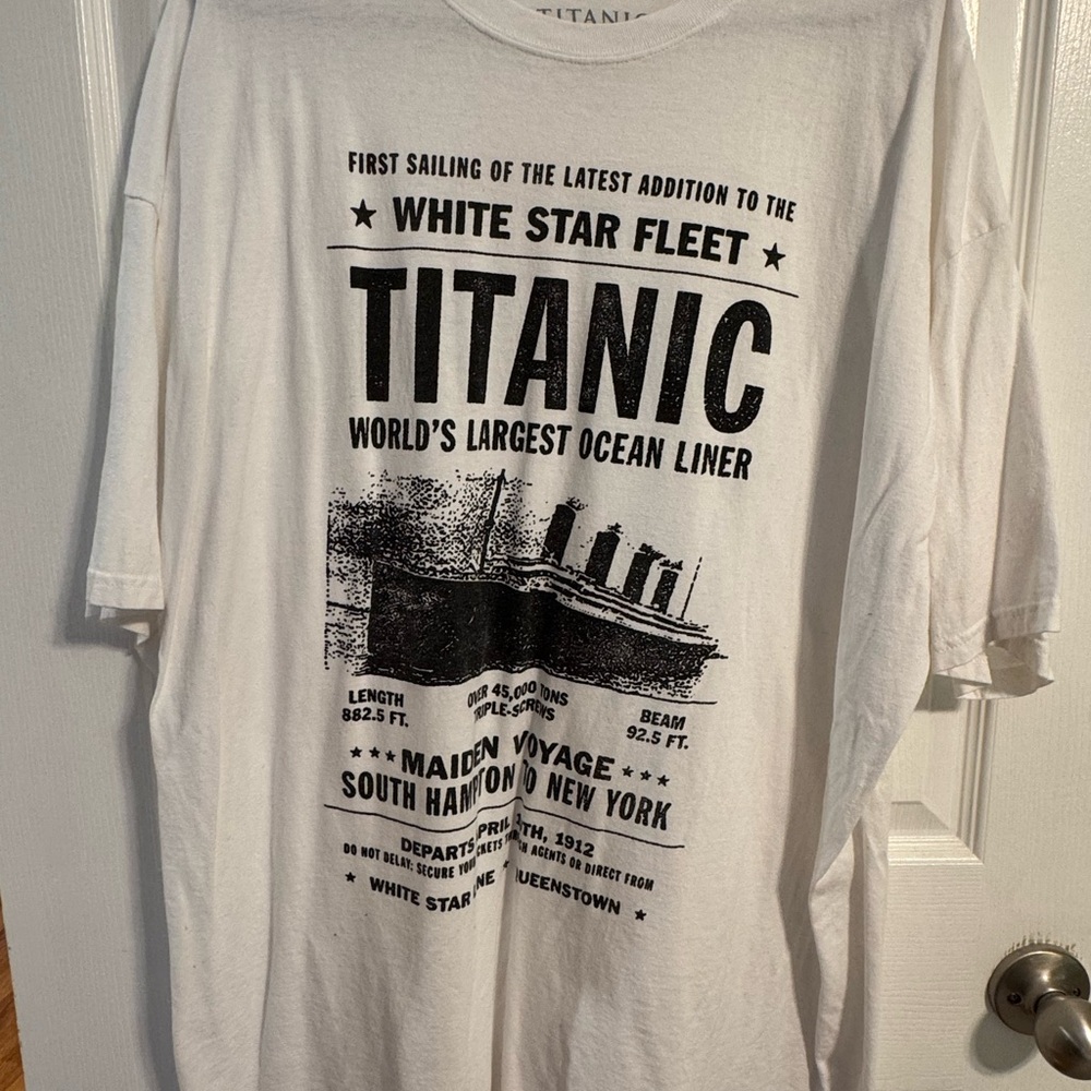 White Titanic Graphic T-Shirt